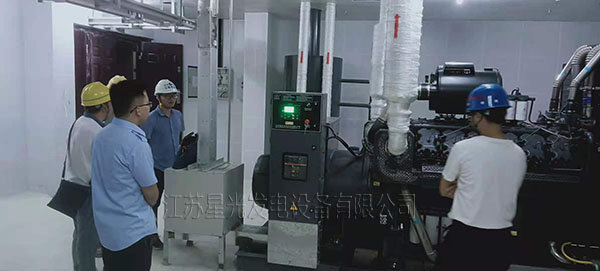 柴油發(fā)電機(jī)組 柴油發(fā)電機(jī)組